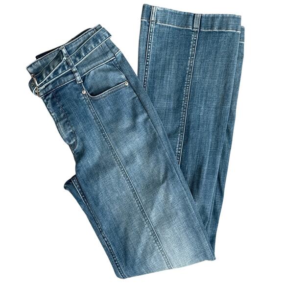 White House Black Market Extra High-Rise Slim Crop Sculpt Jeans Blue Size 6 - Picture 9 of 12